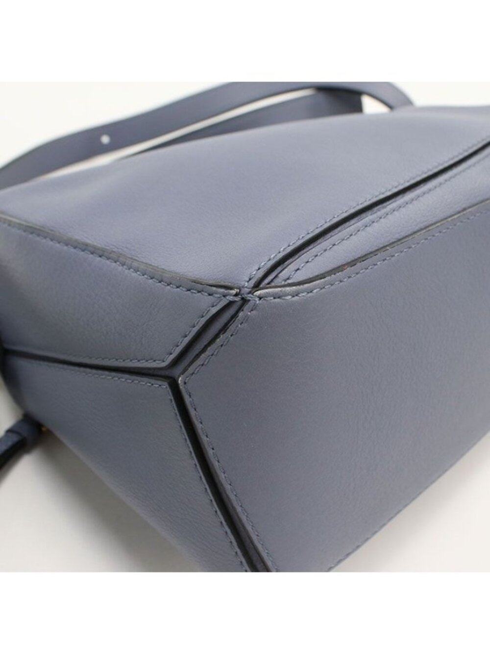 Loewe Small 2-Way Puzzle Handbag Calfskin - Picture 5 of 9